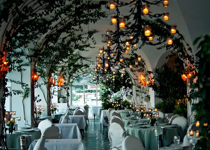 レ シレヌーセ ホテル