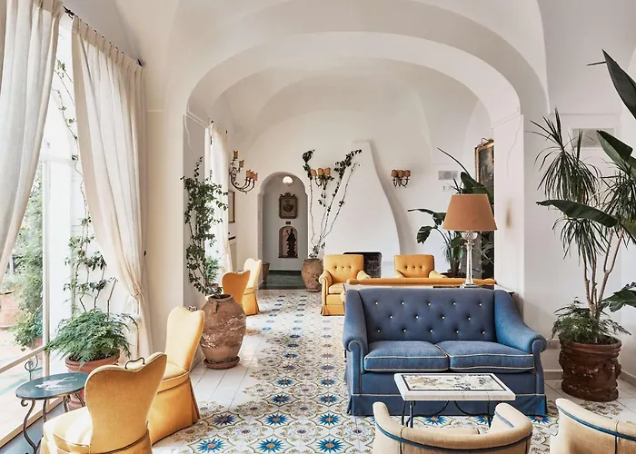 レ シレヌーセ ホテル